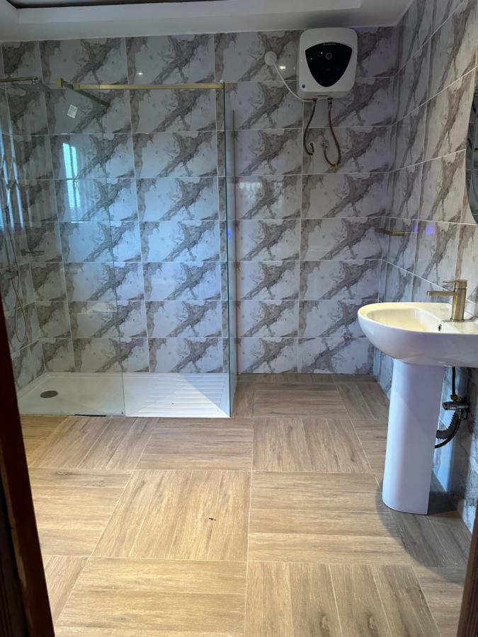D Barfi Guesthouse, Excellent Location Kumasi Zewnętrze zdjęcie
